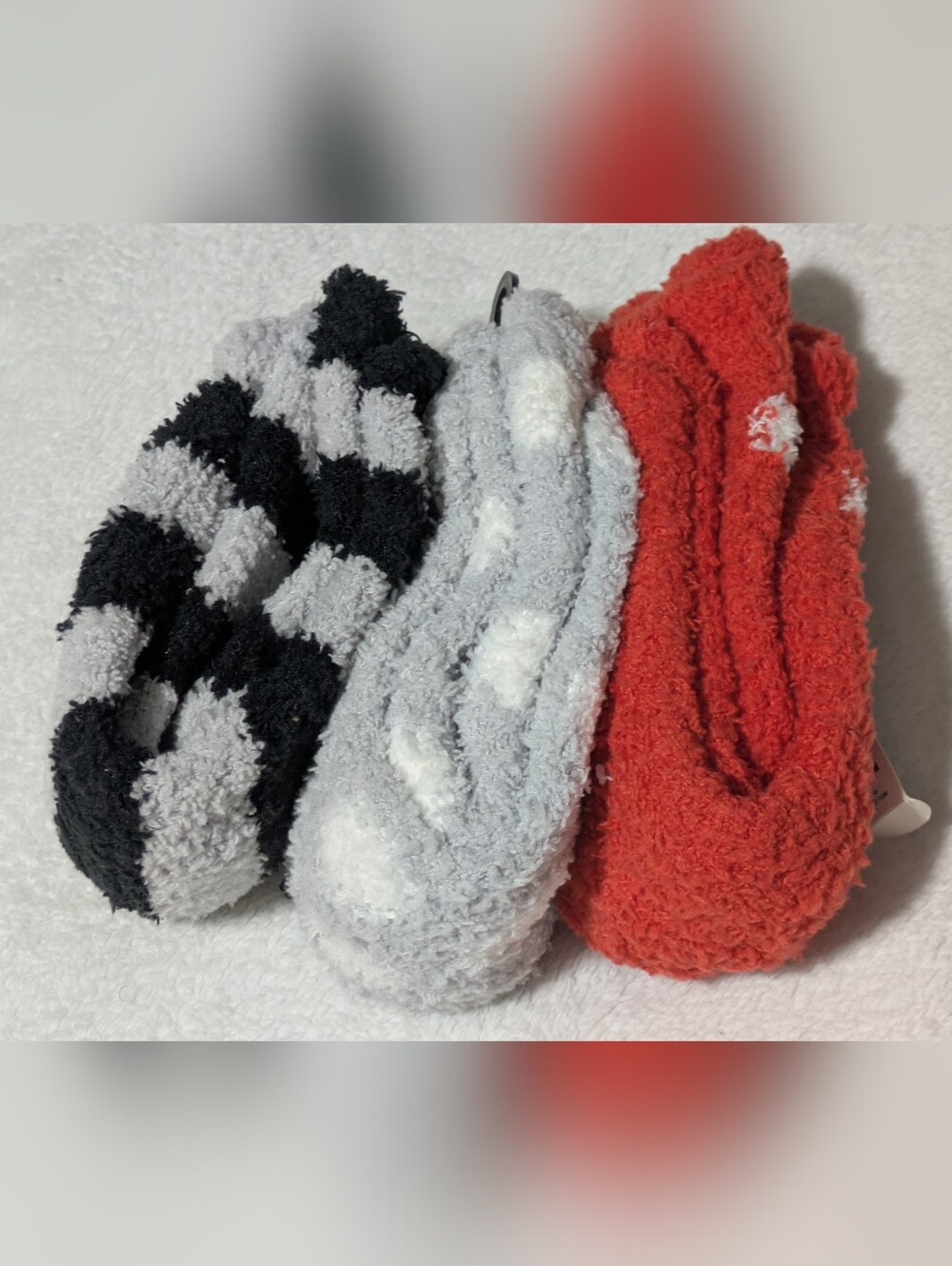 Secret Treasures Women's Cozy Crew Socks 3-Pack, Orange Fox Theme, Size 4-10